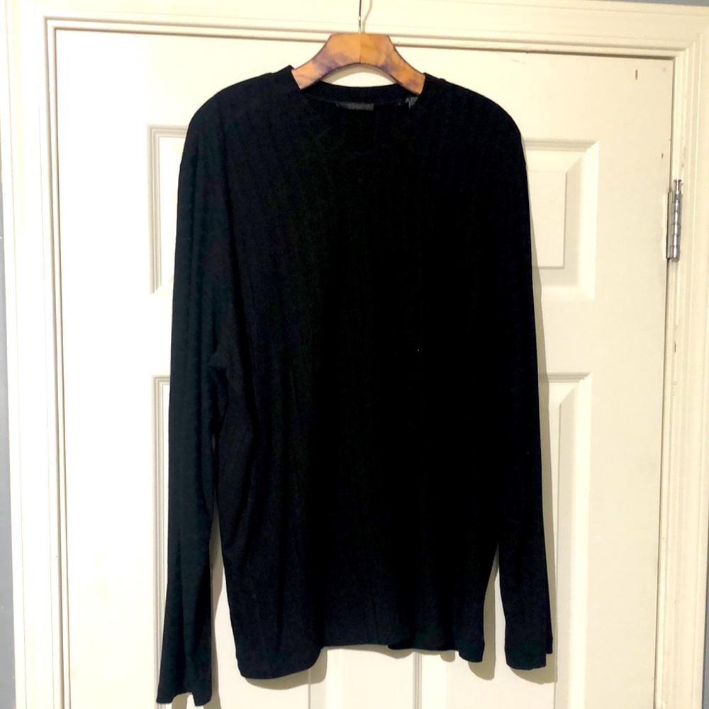 Black Long Sleeve V Neck